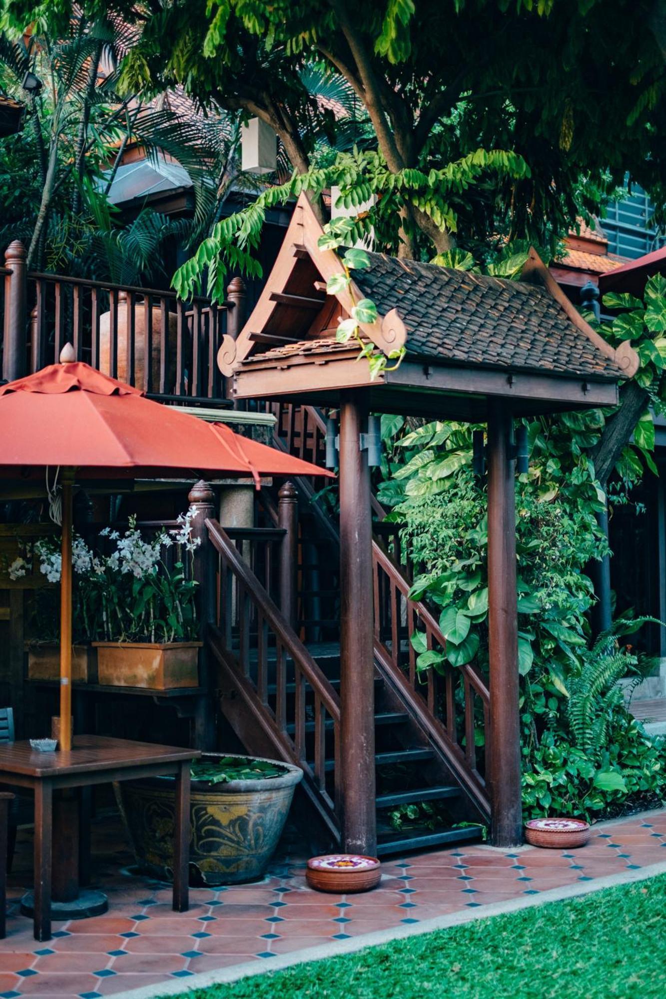 Chakrabongse Villas Bangkok Exterior foto
