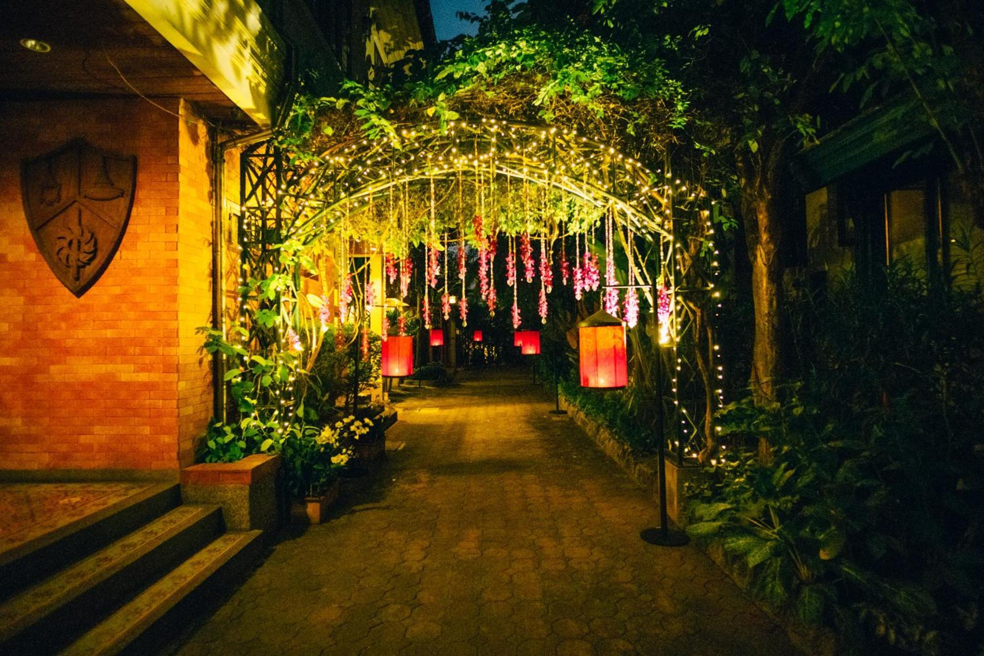Chakrabongse Villas Bangkok Exterior foto