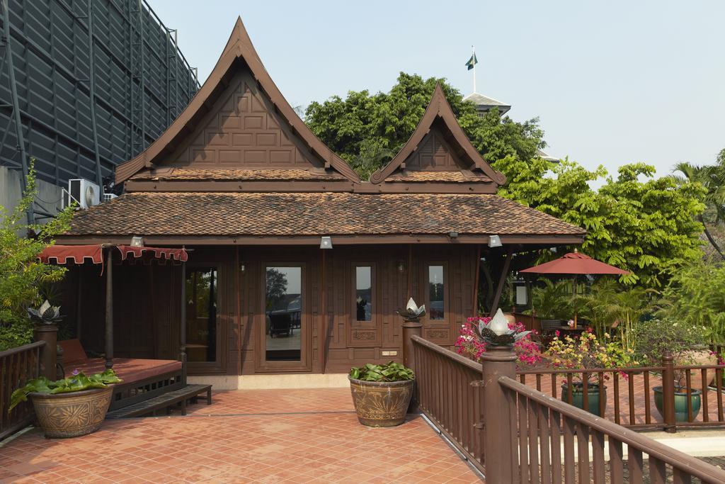 Chakrabongse Villas Bangkok Exterior foto
